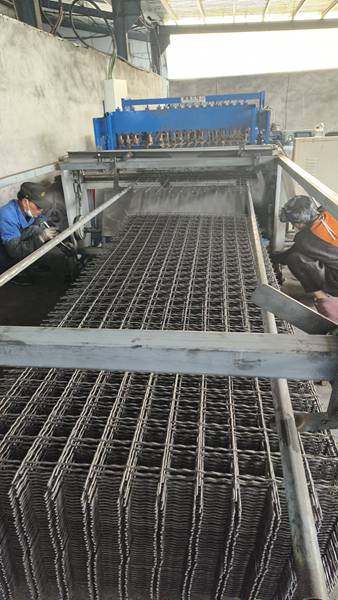 菱形網(wǎng)生產(chǎn)